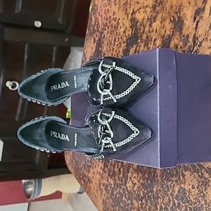 Prada Black Seude vintage heel 9/40.5